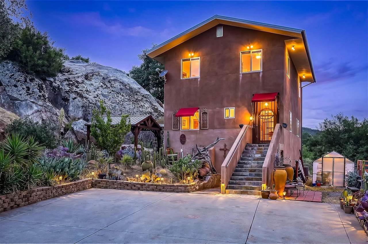20841 Deerhorn Valley Rd - Photo 1