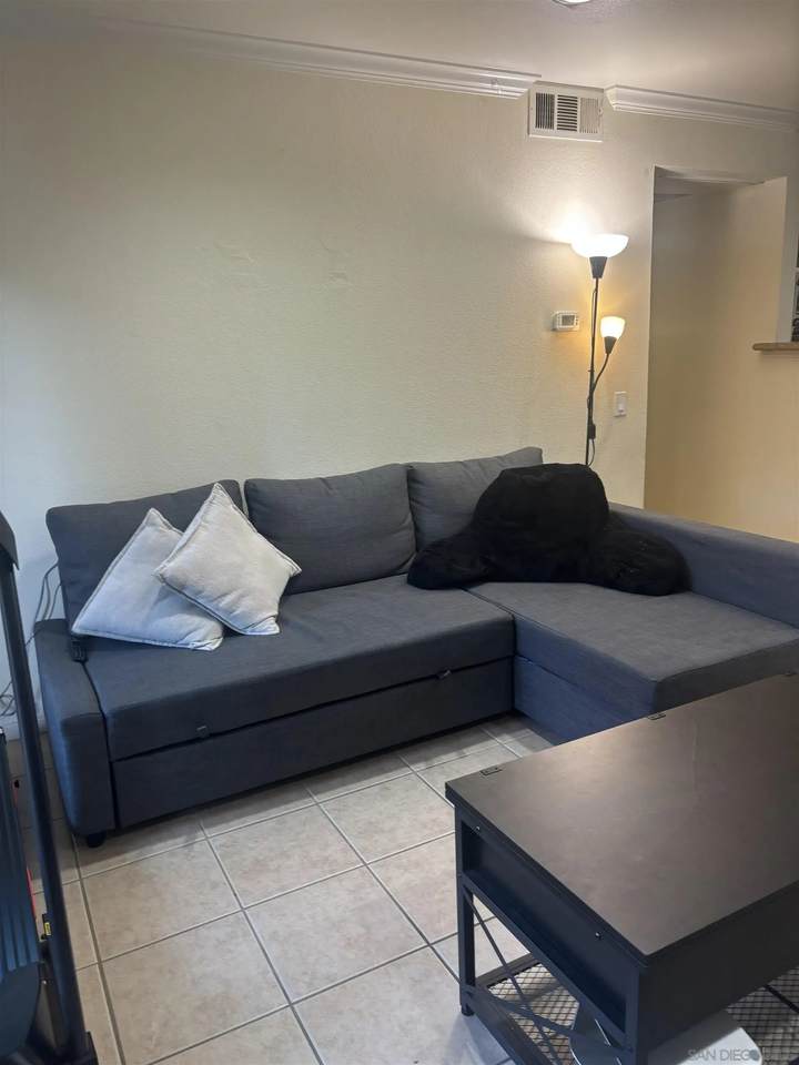 150 Chambers - Photo 1