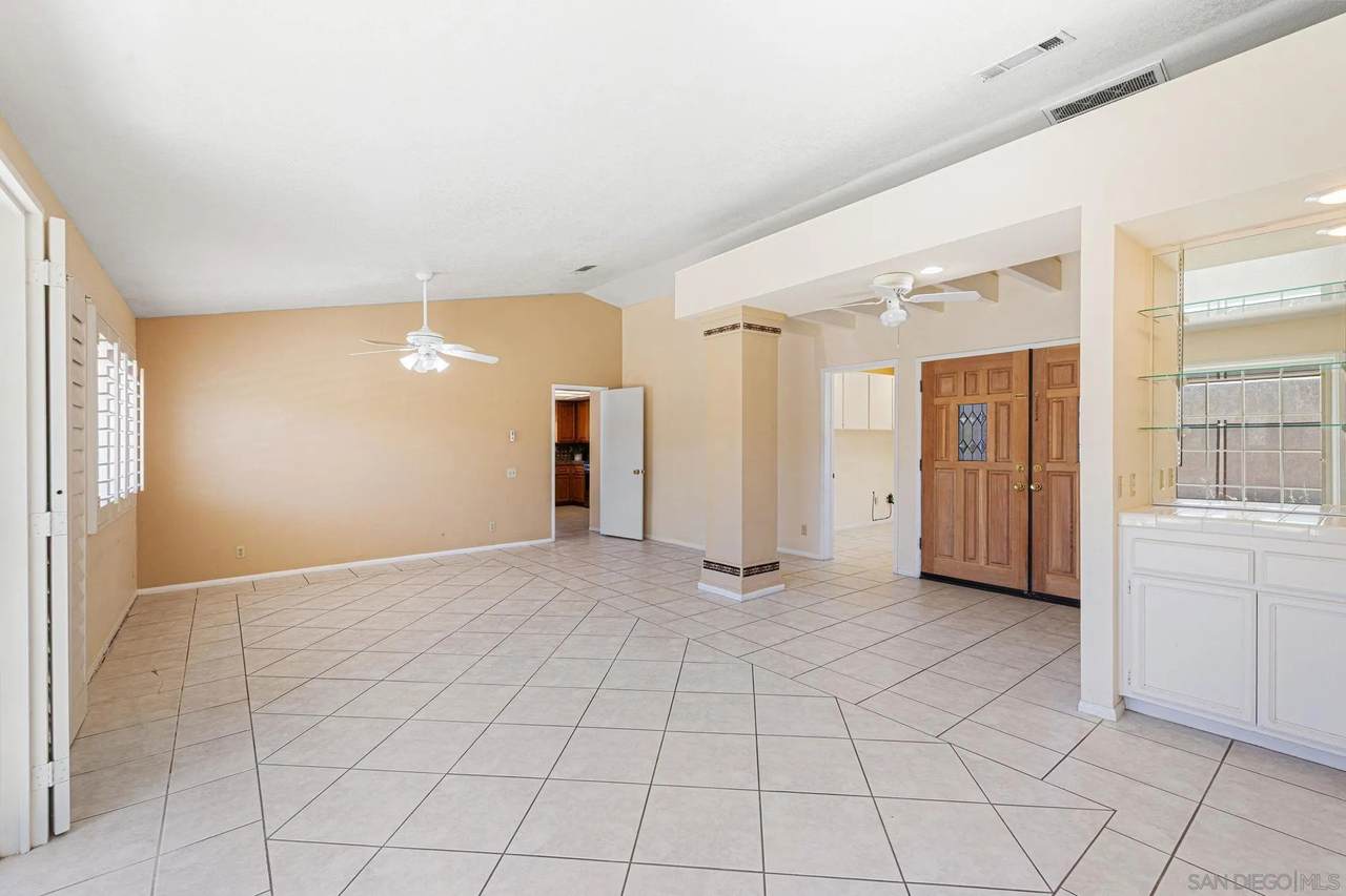 https://bt-photos.global.ssl.fastly.net/sandiego/1280_boomver_1_260012107-1.jpg