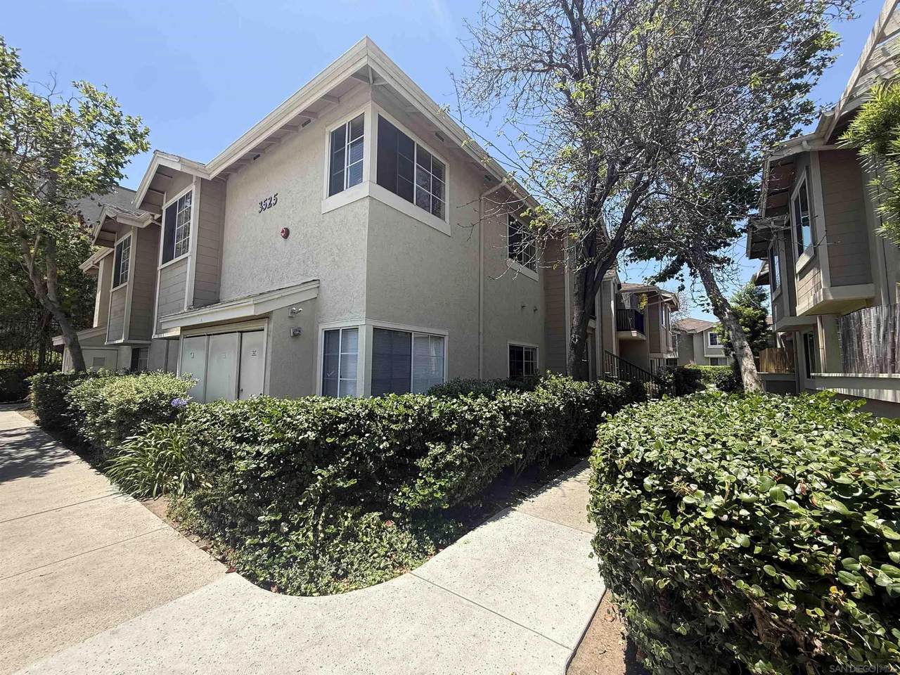 3525 Grove Street - Photo 1