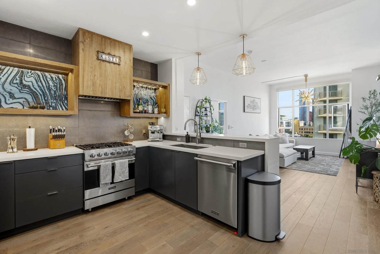 530 K St - Photo 1