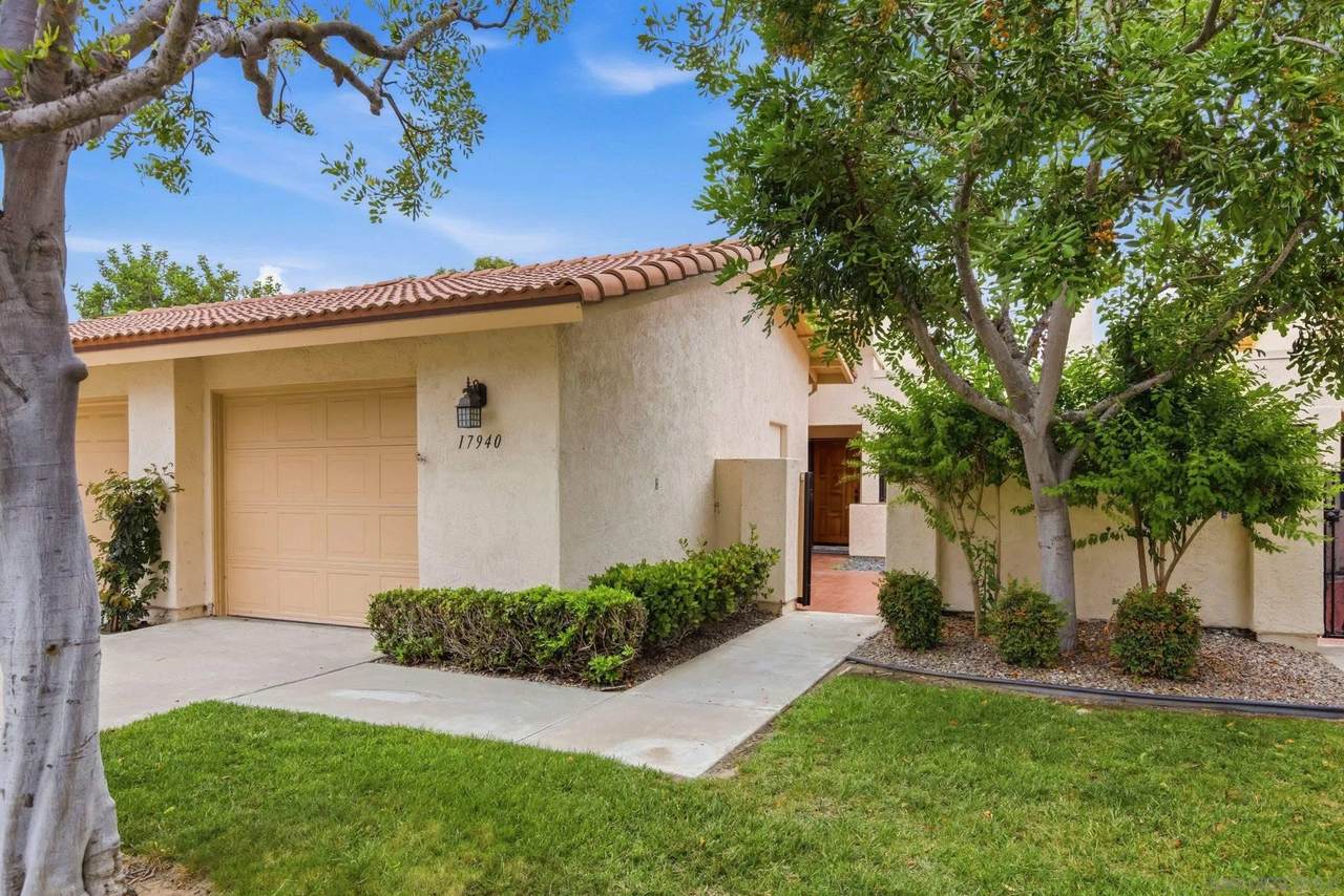 17940 Avenida Alozdra - Photo 1