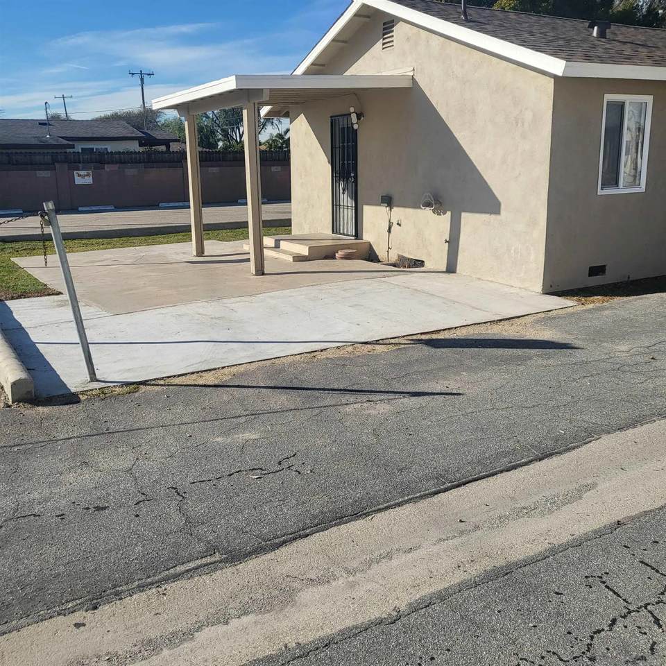 9344 Maple Street - Photo 1