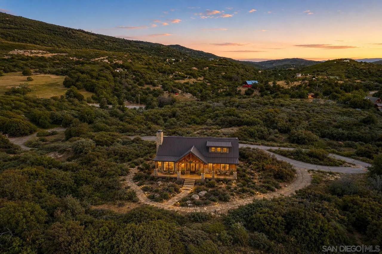 17893 Winn Ranch Rd - Photo 1