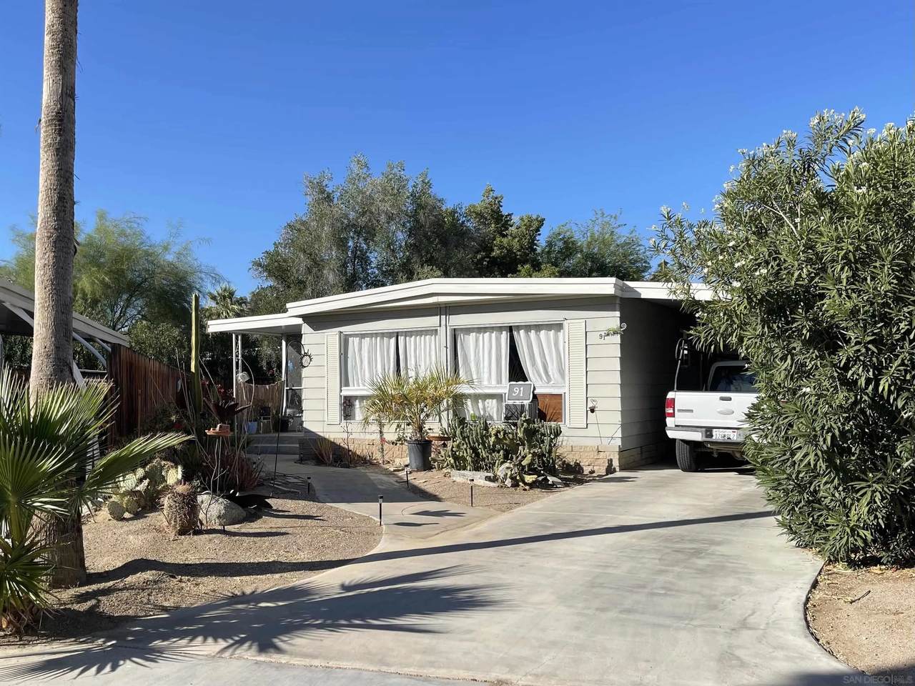 1010 Palm Canyon Dr - Photo 1