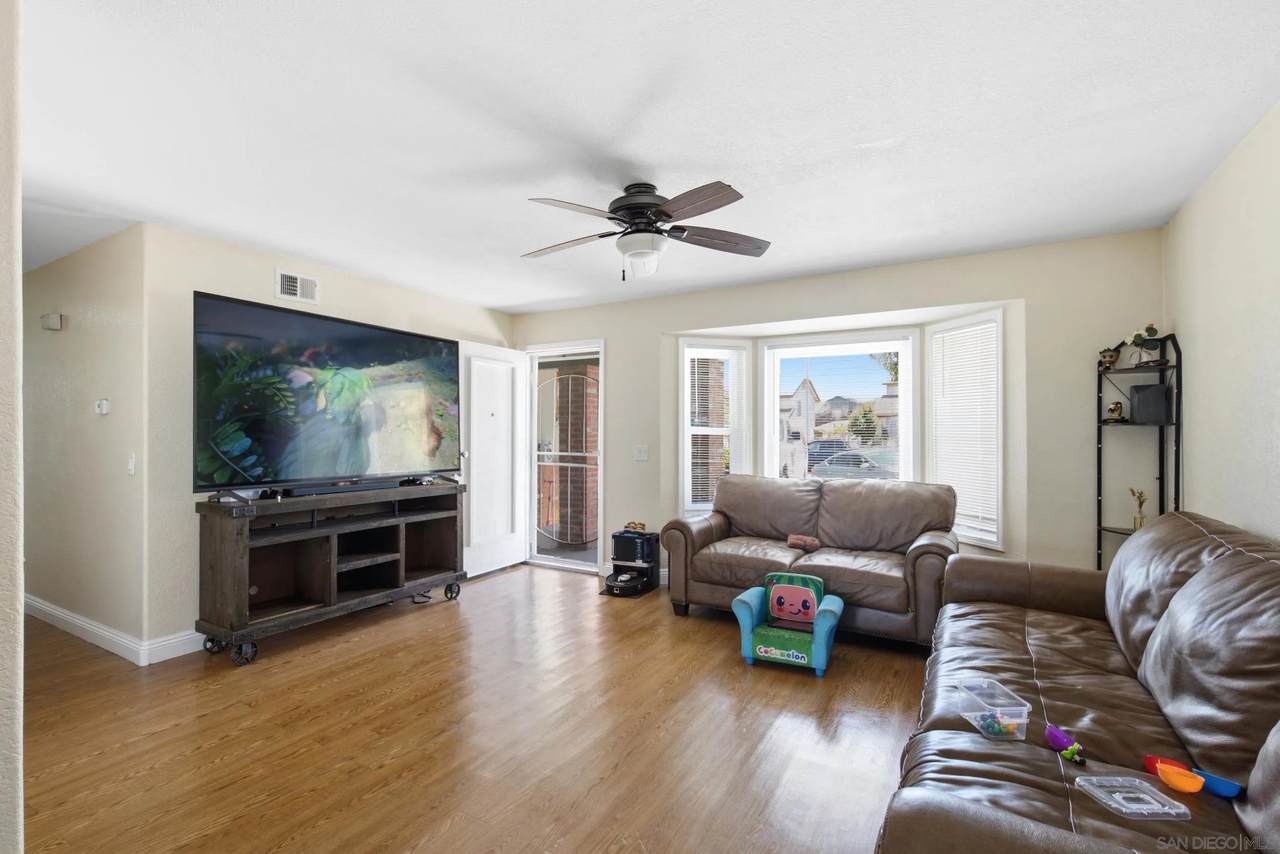https://bt-photos.global.ssl.fastly.net/sandiego/1280_boomver_1_260016301-1.jpg