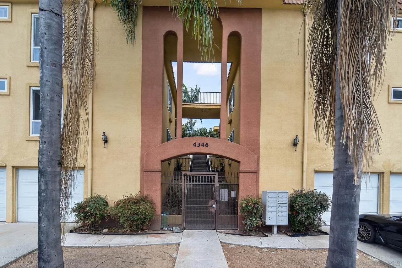 4346 52nd Street - Photo 1