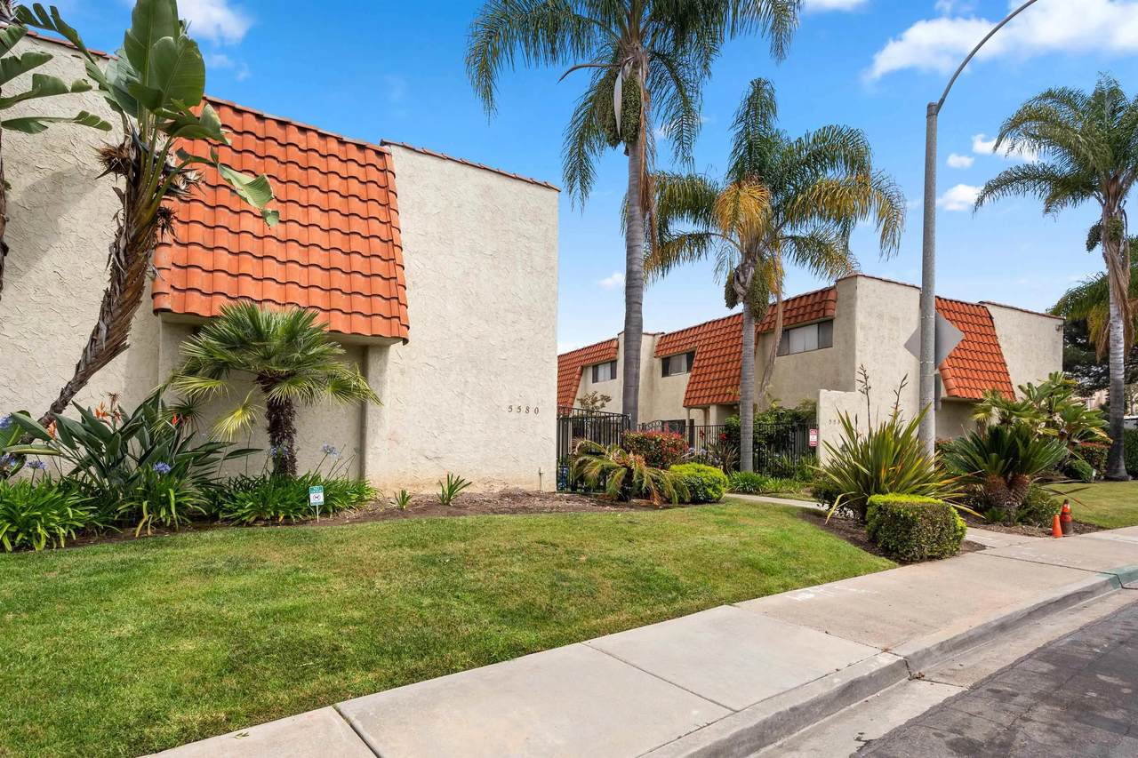 5580 Lake Park Way - Photo 1