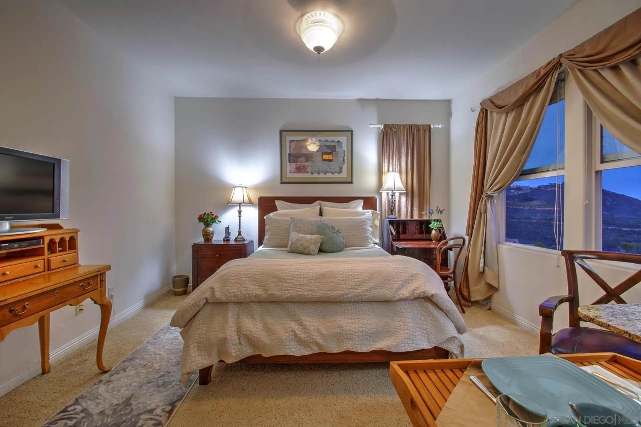 San Elijo Hills Bedroom Suite - Photo 1
