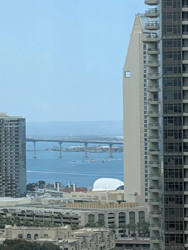 1205 Pacific Hwy - Photo 1