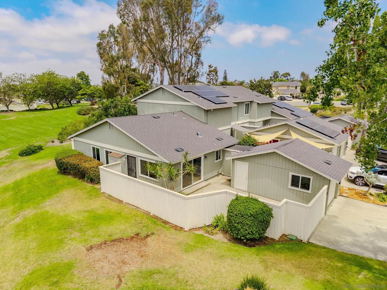 1809 Eastwood - Photo 1