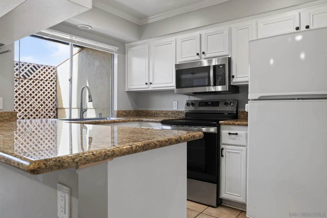 7988 Mission Center Ct - Photo 1