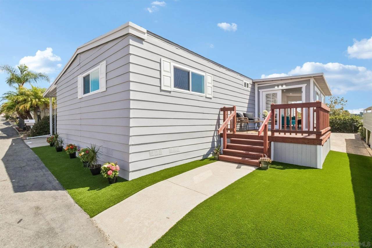 243 Havenview Lane - Photo 1