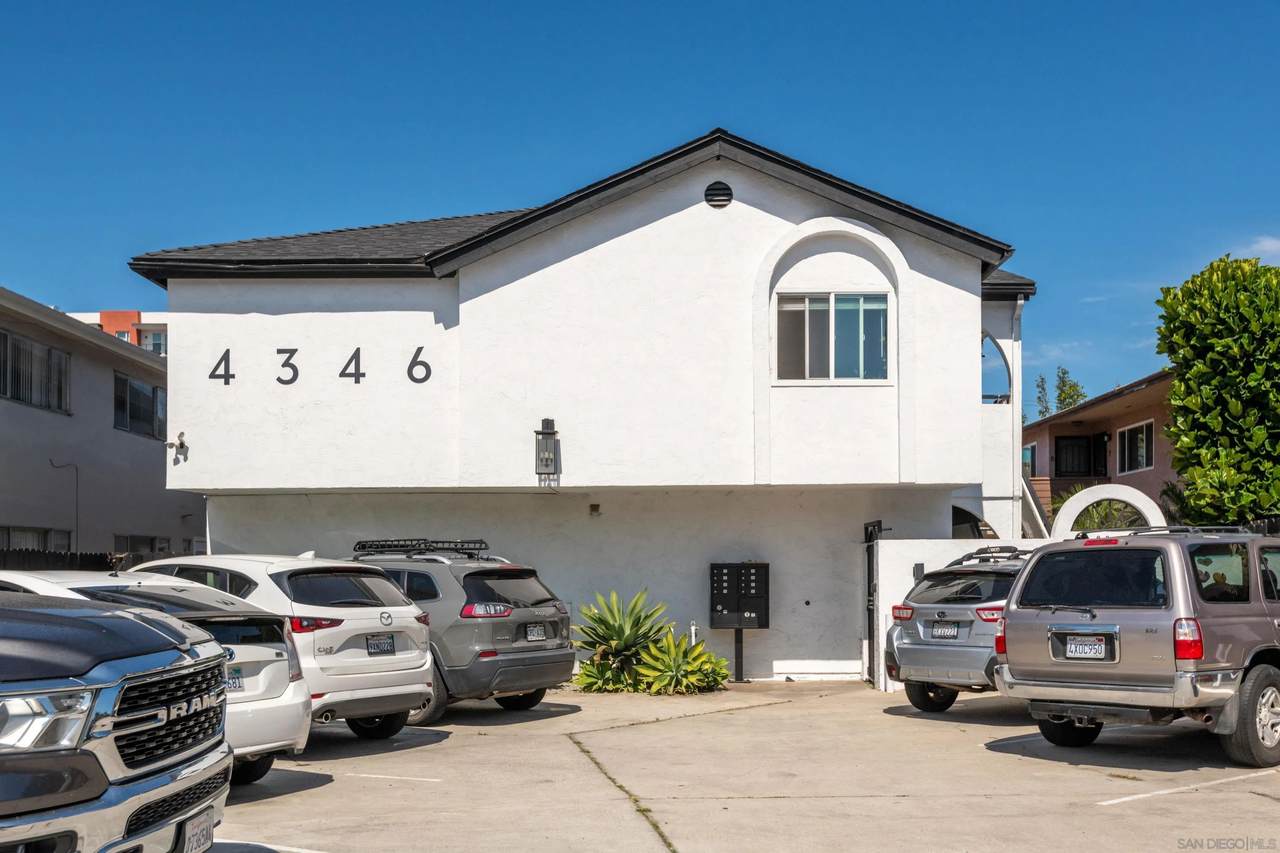 4346 Texas St - Photo 1