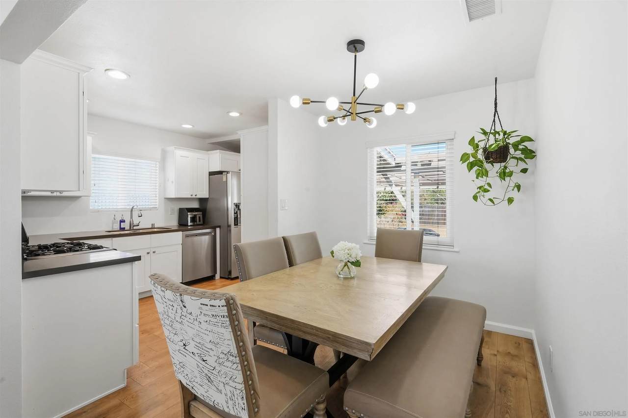 5082 Reynolds - Photo 1