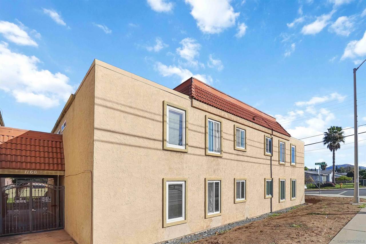 1160 Washington Ave - Photo 1