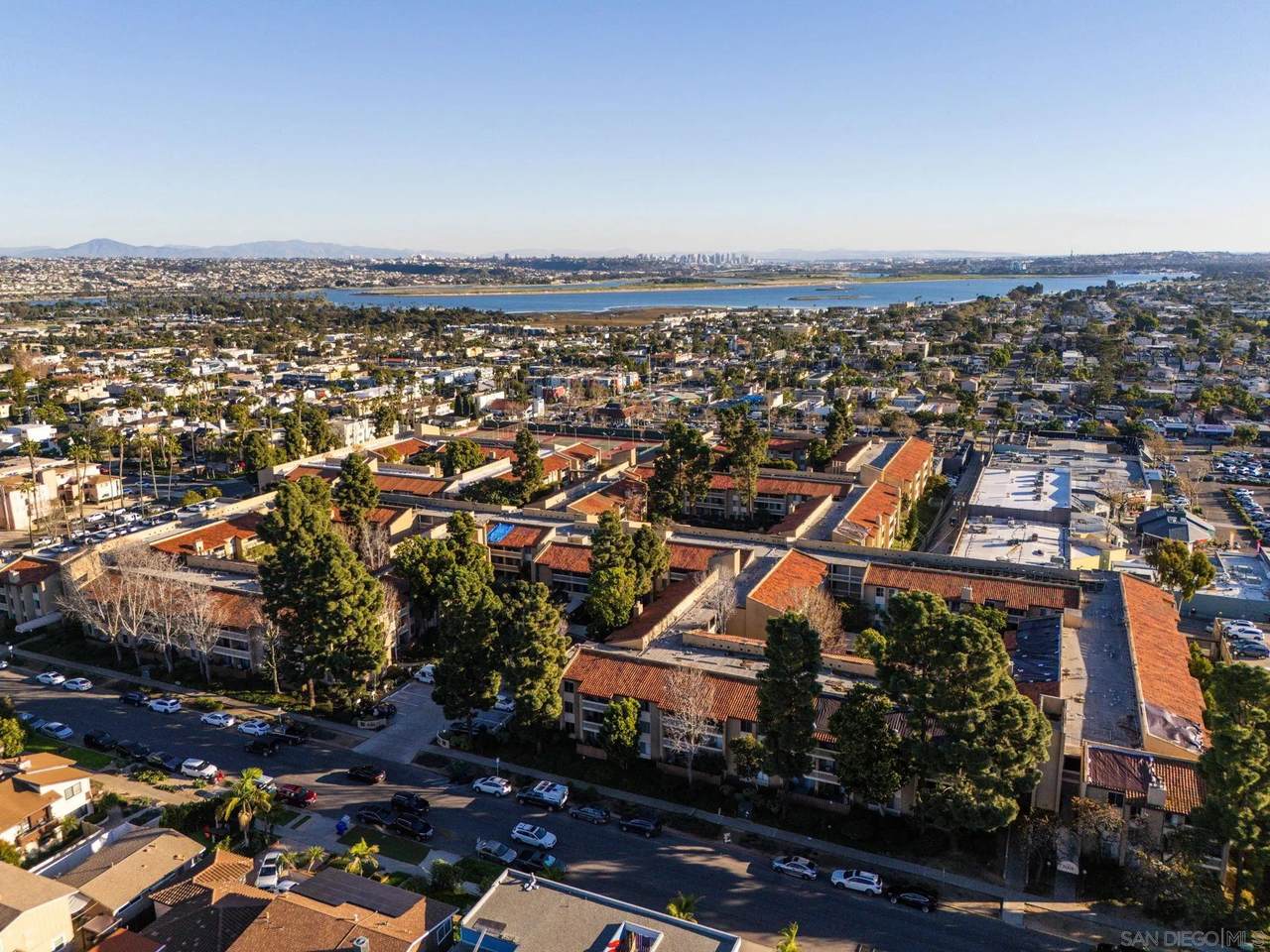 1855 Diamond St - Photo 1