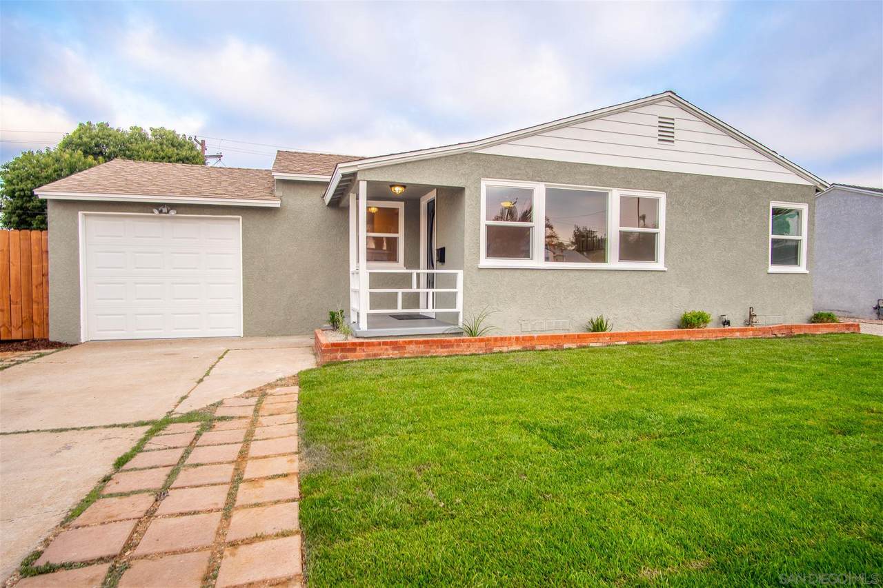 1215 Delaware St - Photo 1