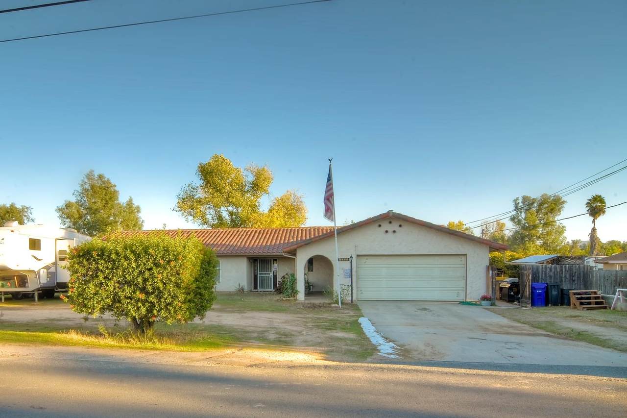 2250 Raymond - Photo 1