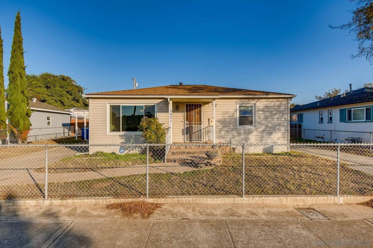 3921 Violet St - Photo 1