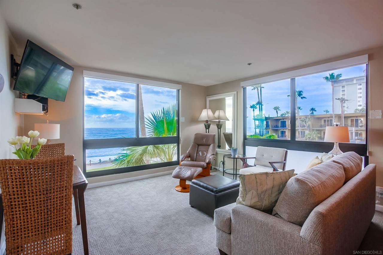 4667 Ocean Blvd - Photo 1