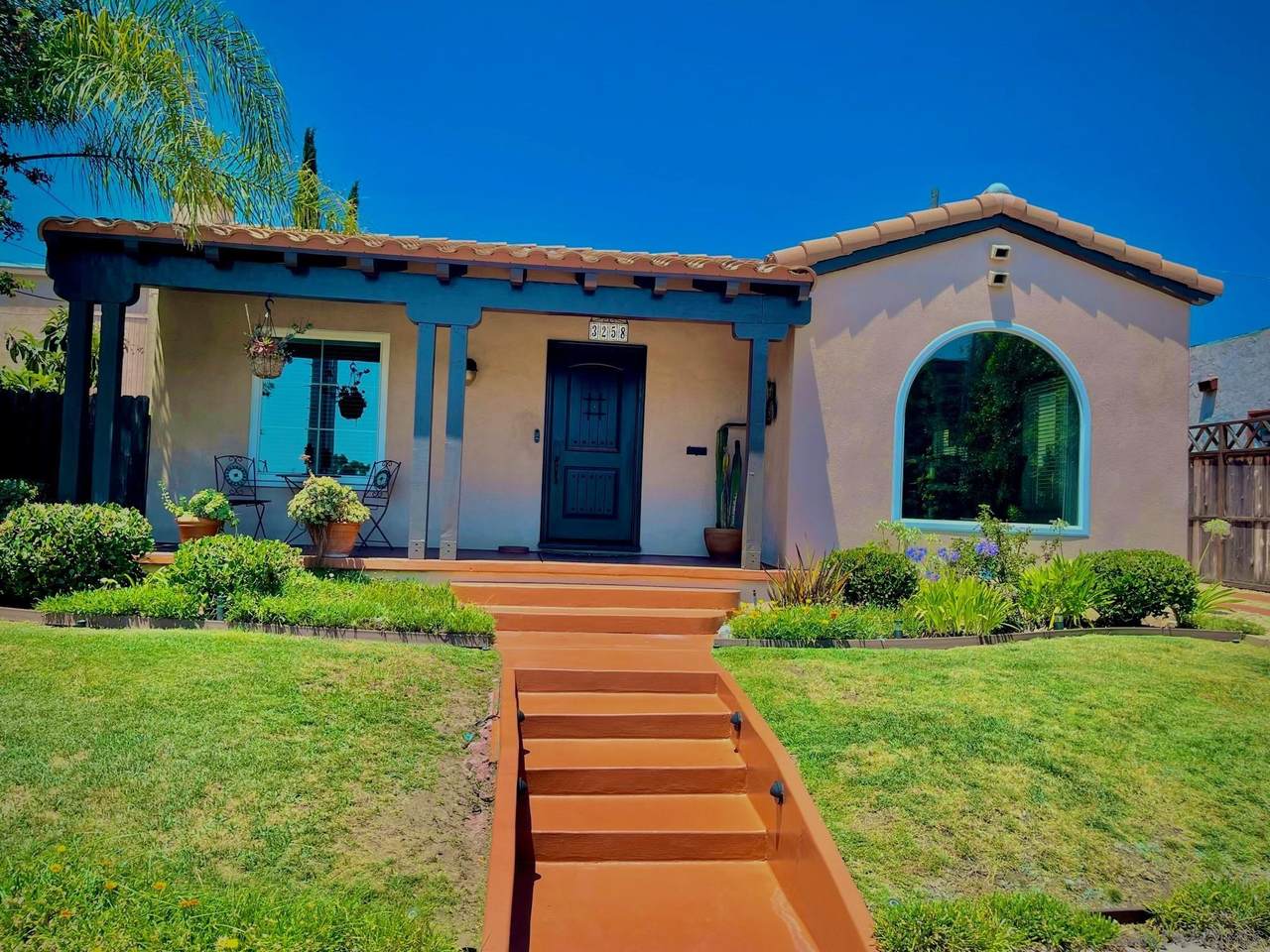 3258 Orange Avenue - Photo 1