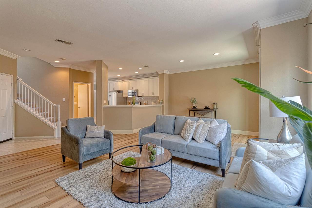 10950 Ivy Hill Dr - Photo 1