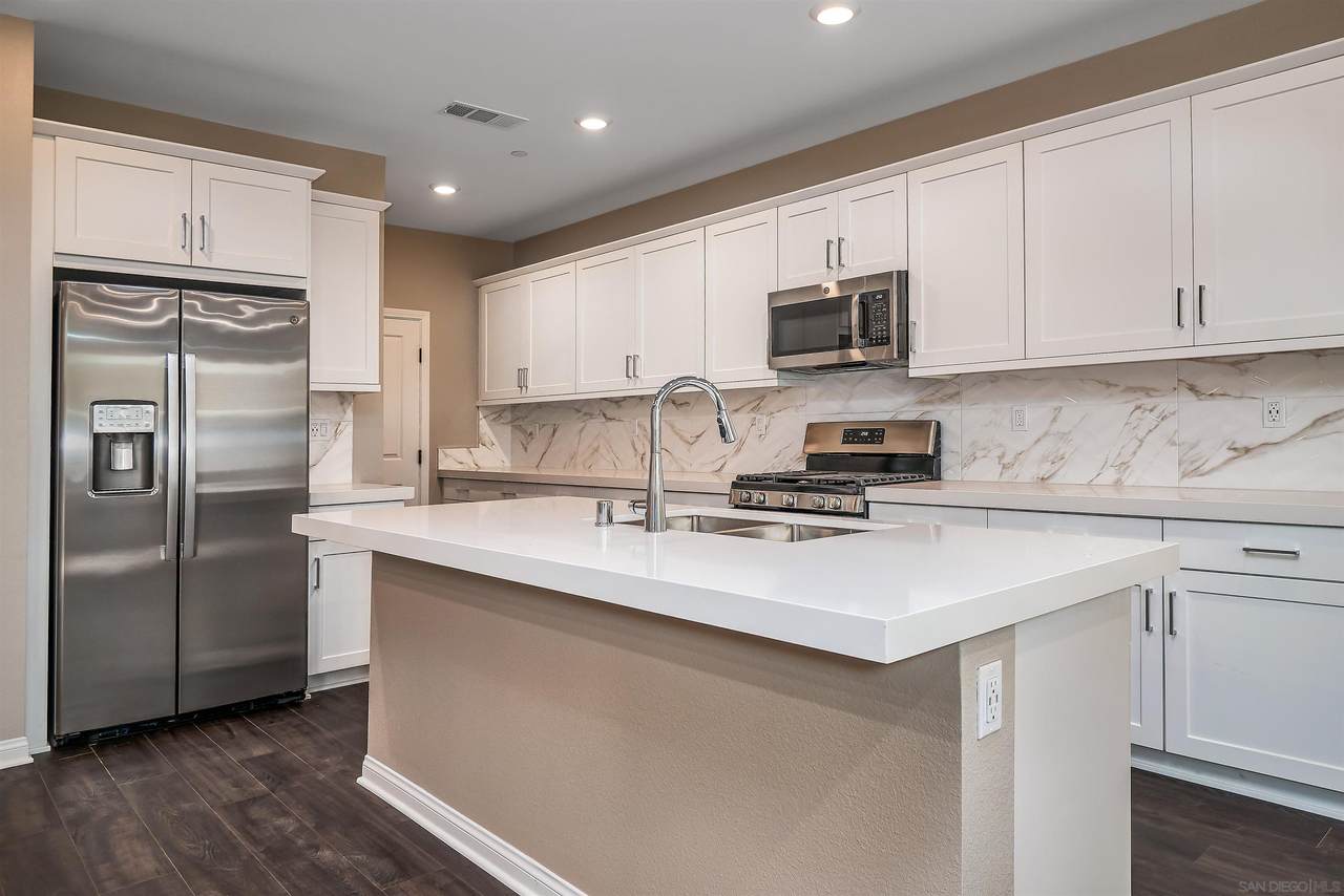 1790 Whitmore Loop - Photo 1