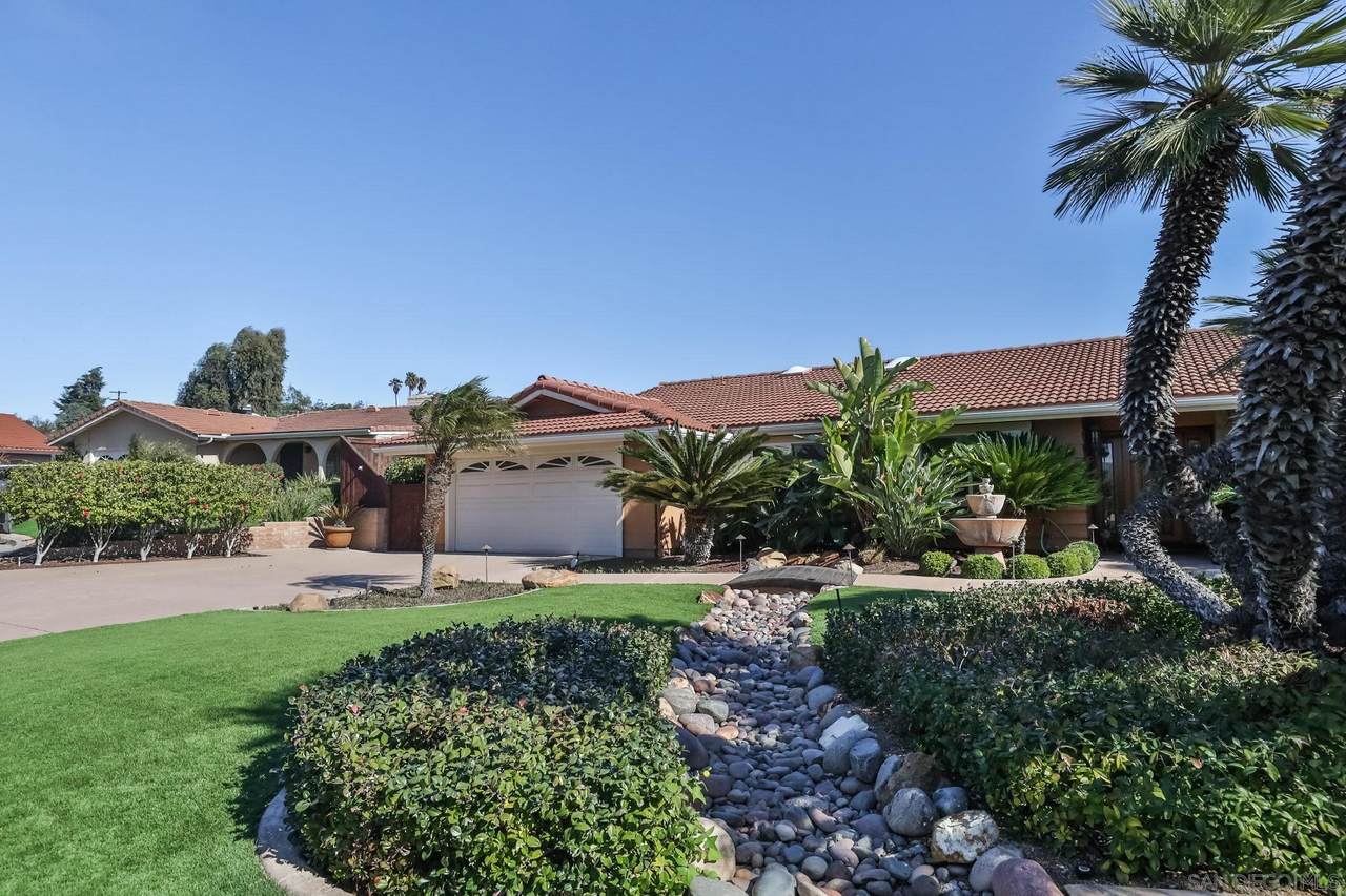 4321 Point View Ct - Photo 1