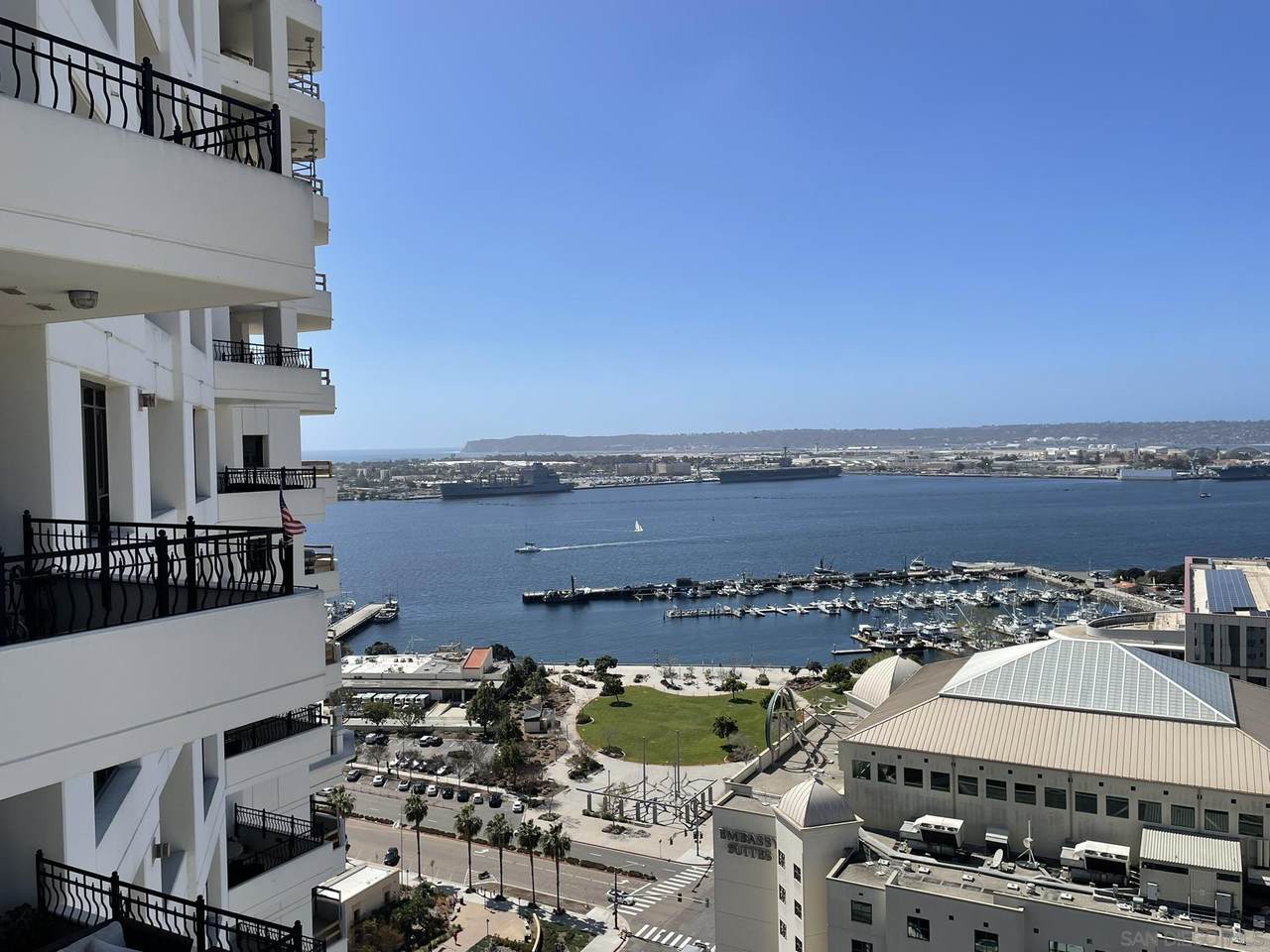 700 Harbor - Photo 1