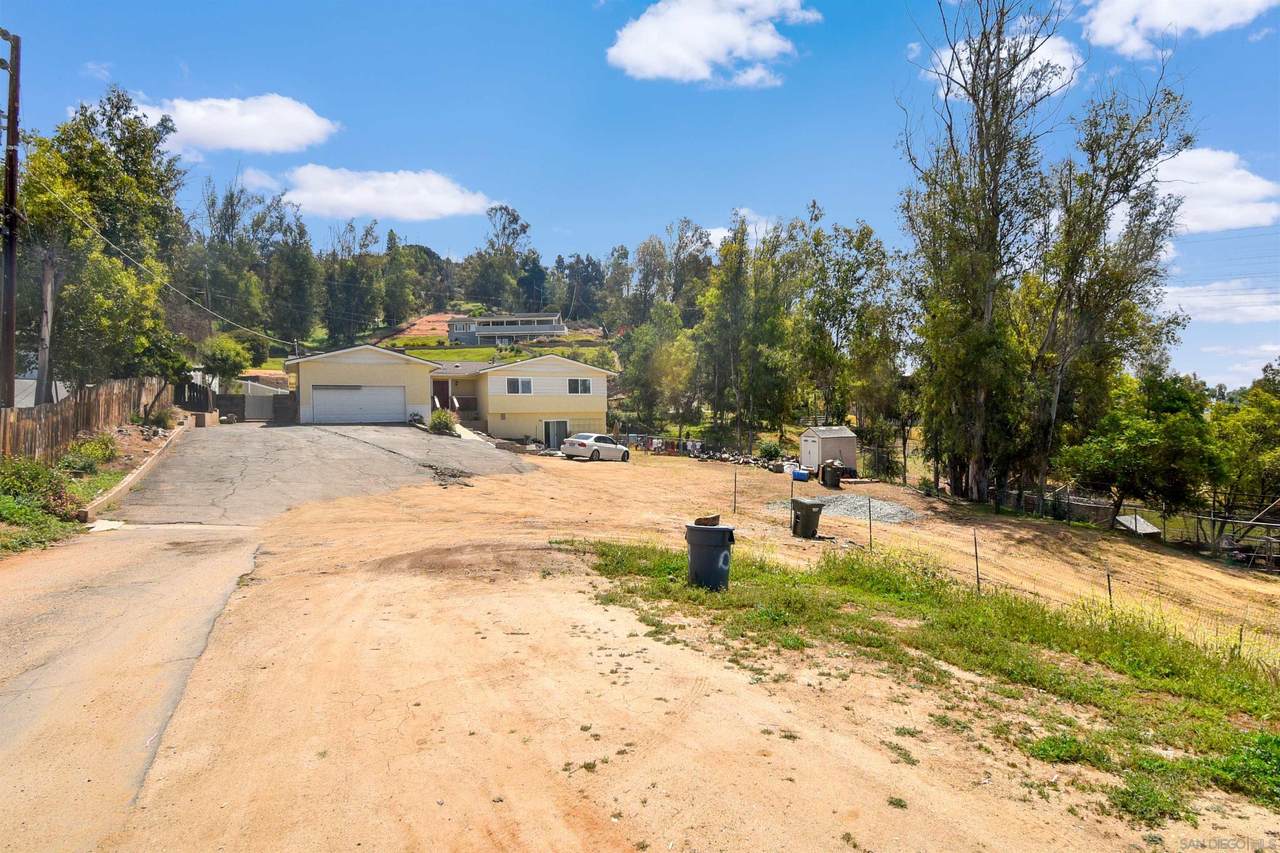 10957 Valle Vista Road - Photo 1