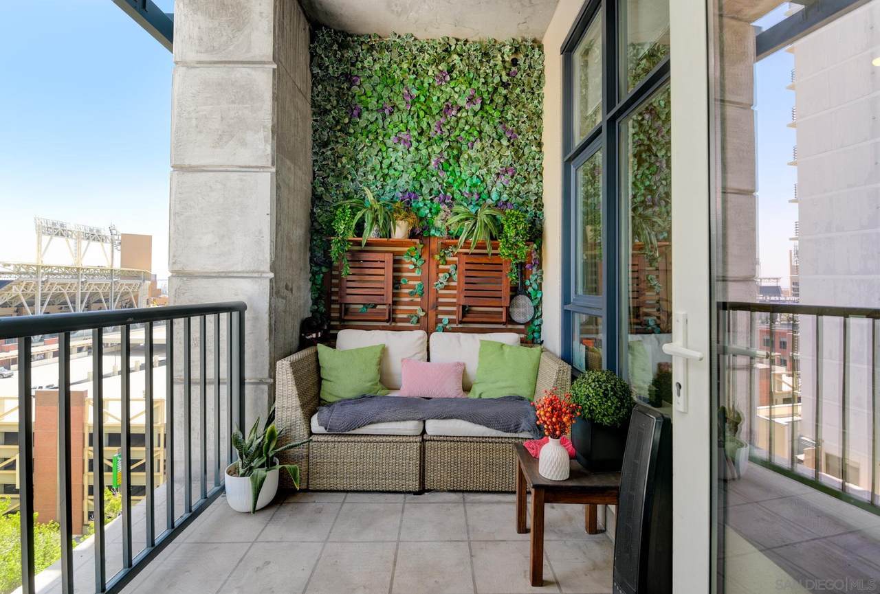 530 K St - Photo 1