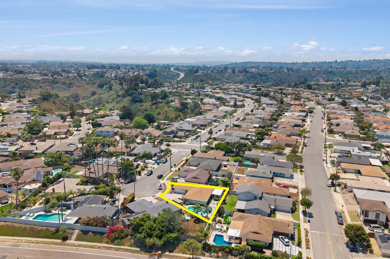 https://bt-photos.global.ssl.fastly.net/sandiego/1280_boomver_2_250029157-2.jpg