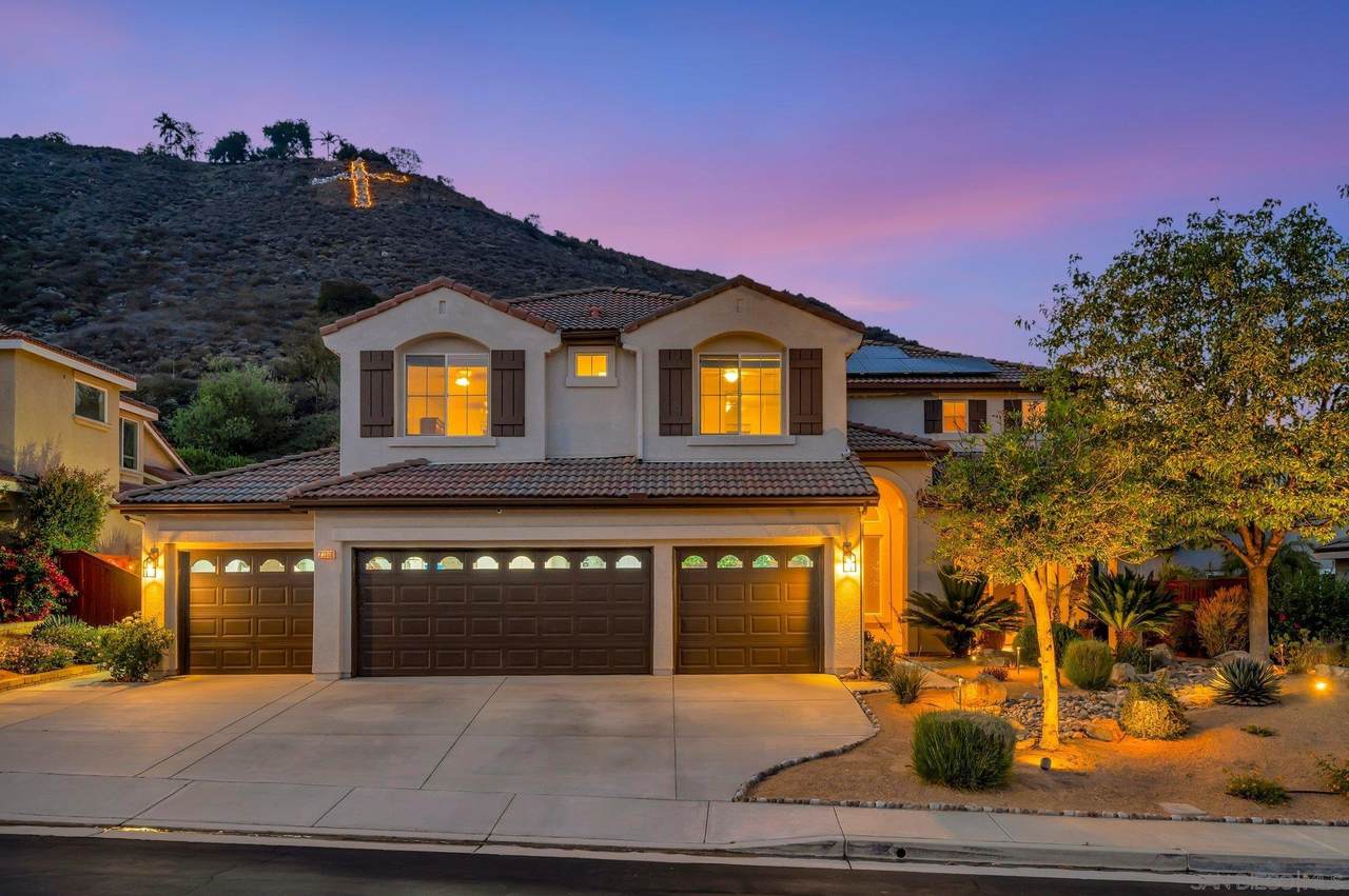 23860 Hollingsworth Dr - Photo 1