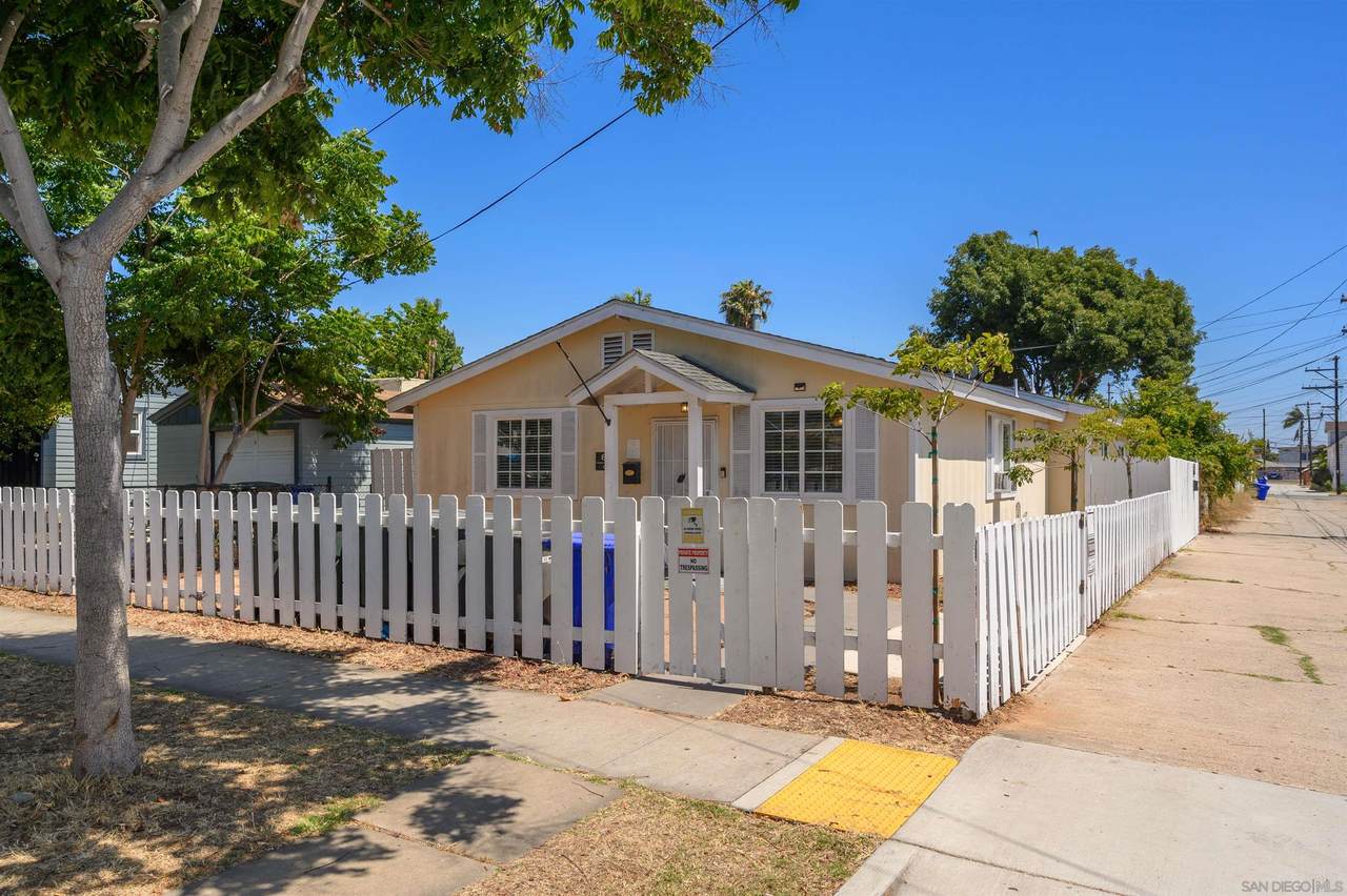 620 E 4th Street - Photo 1