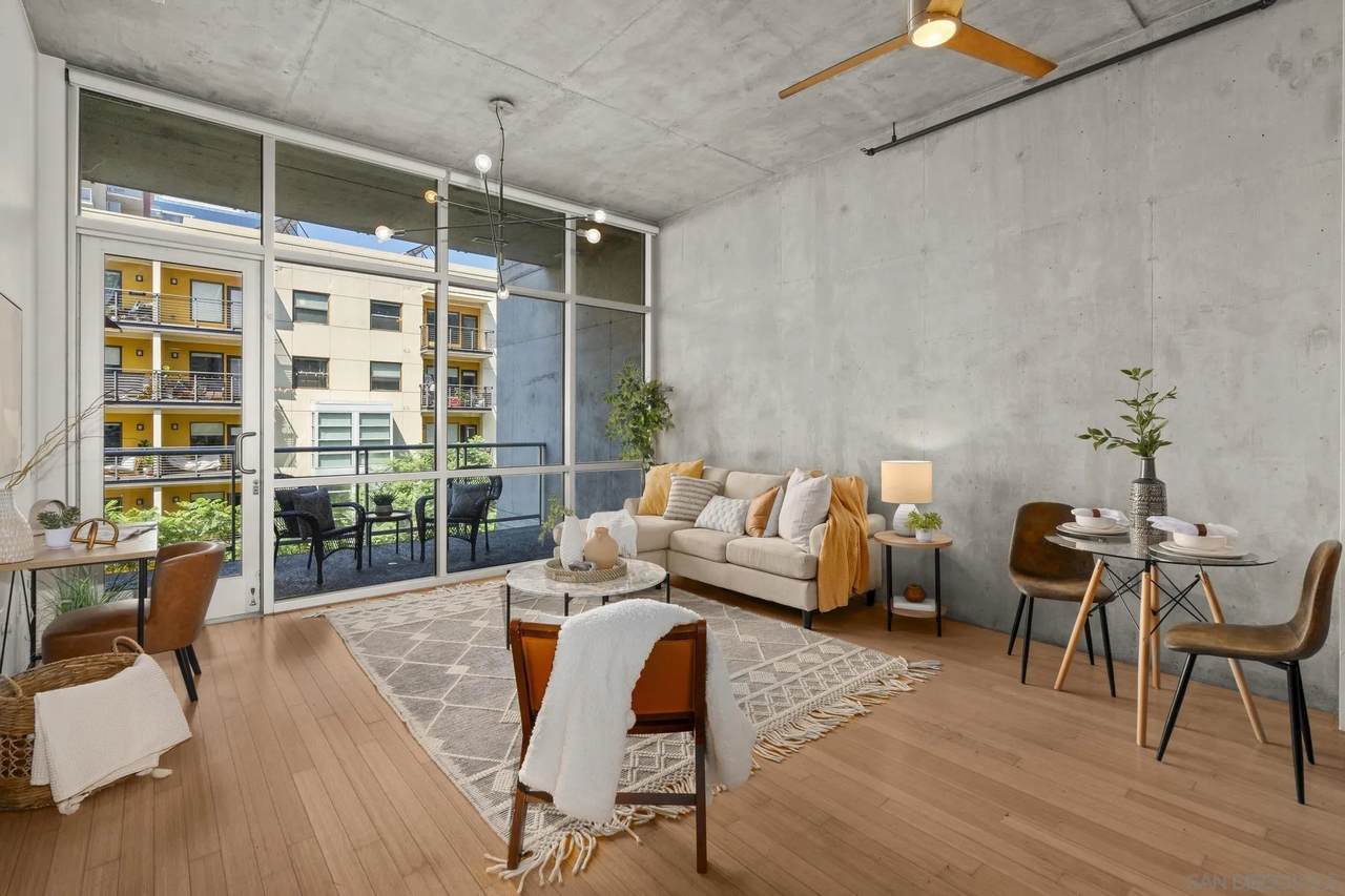 1025 Island Avenue - Photo 1