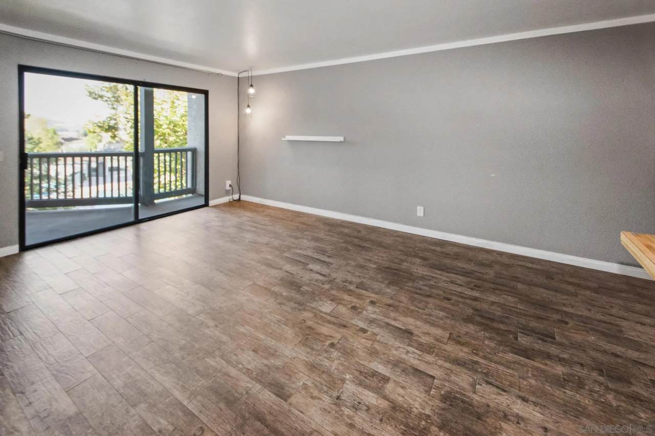 2976 Anawood Way - Photo 1