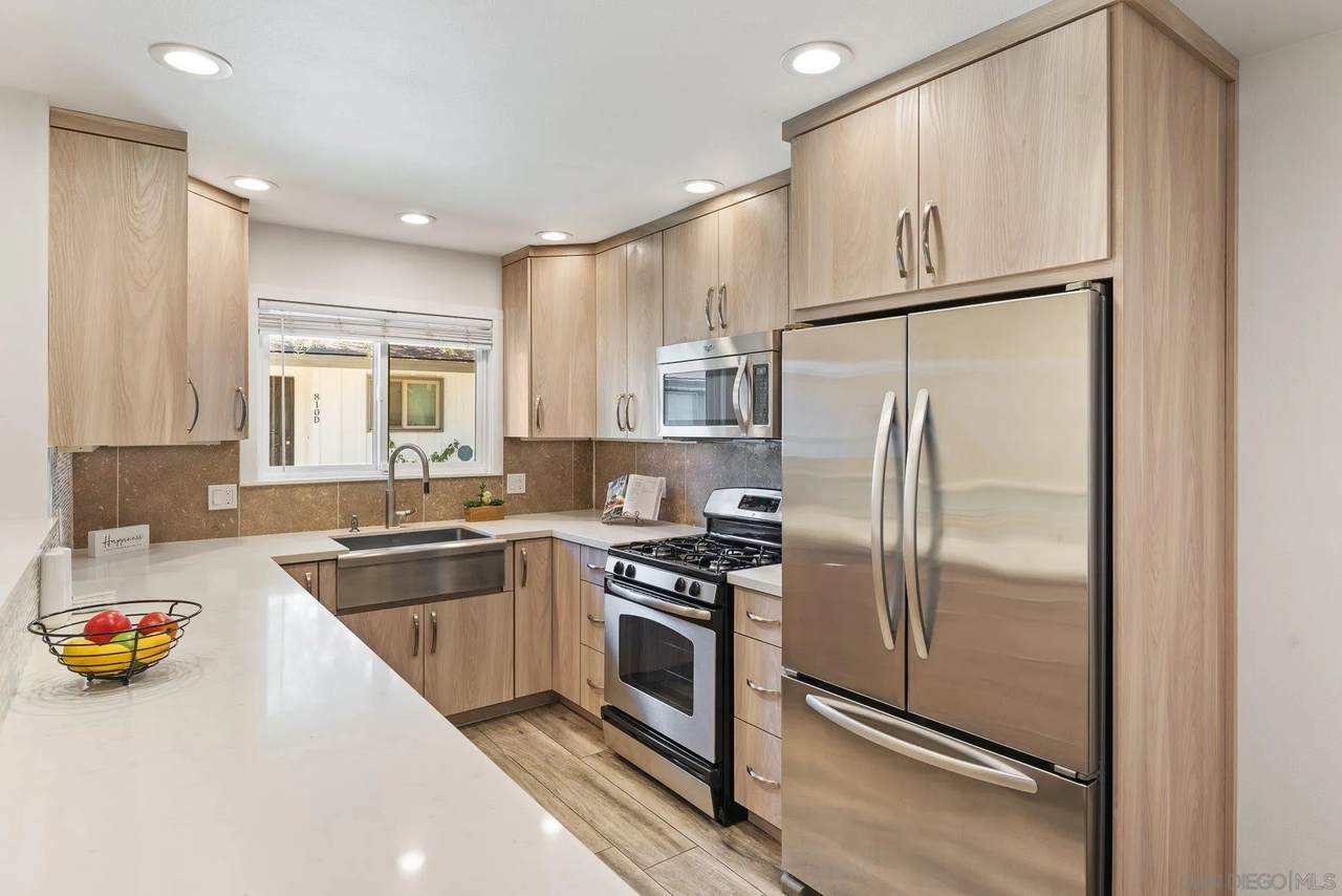 812 Washington Ave - Photo 1