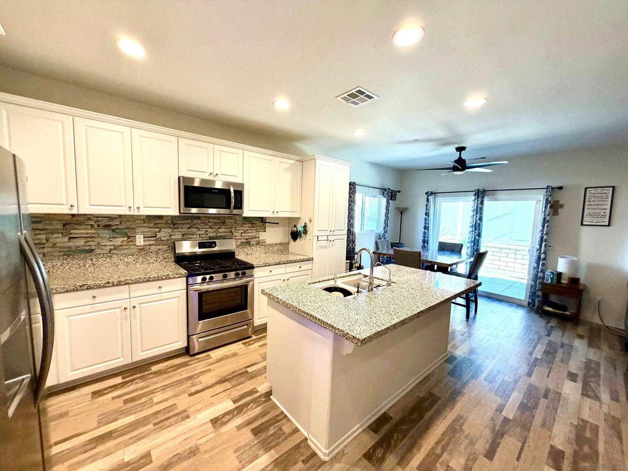 35345 Kinsky Way - Photo 1