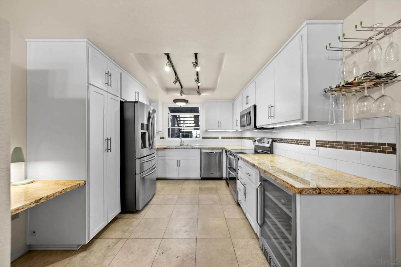 1806 Mckee St - Photo 1