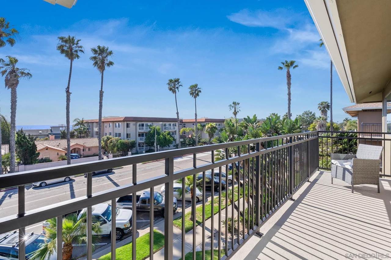 https://bt-photos.global.ssl.fastly.net/sandiego/1280_boomver_2_260004120-1.jpg