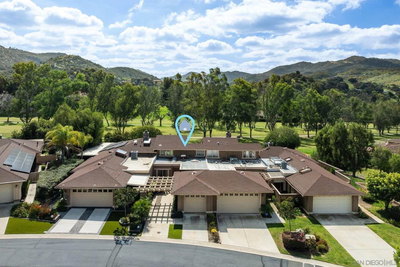 8647 Circle R Valley Ln - Photo 1