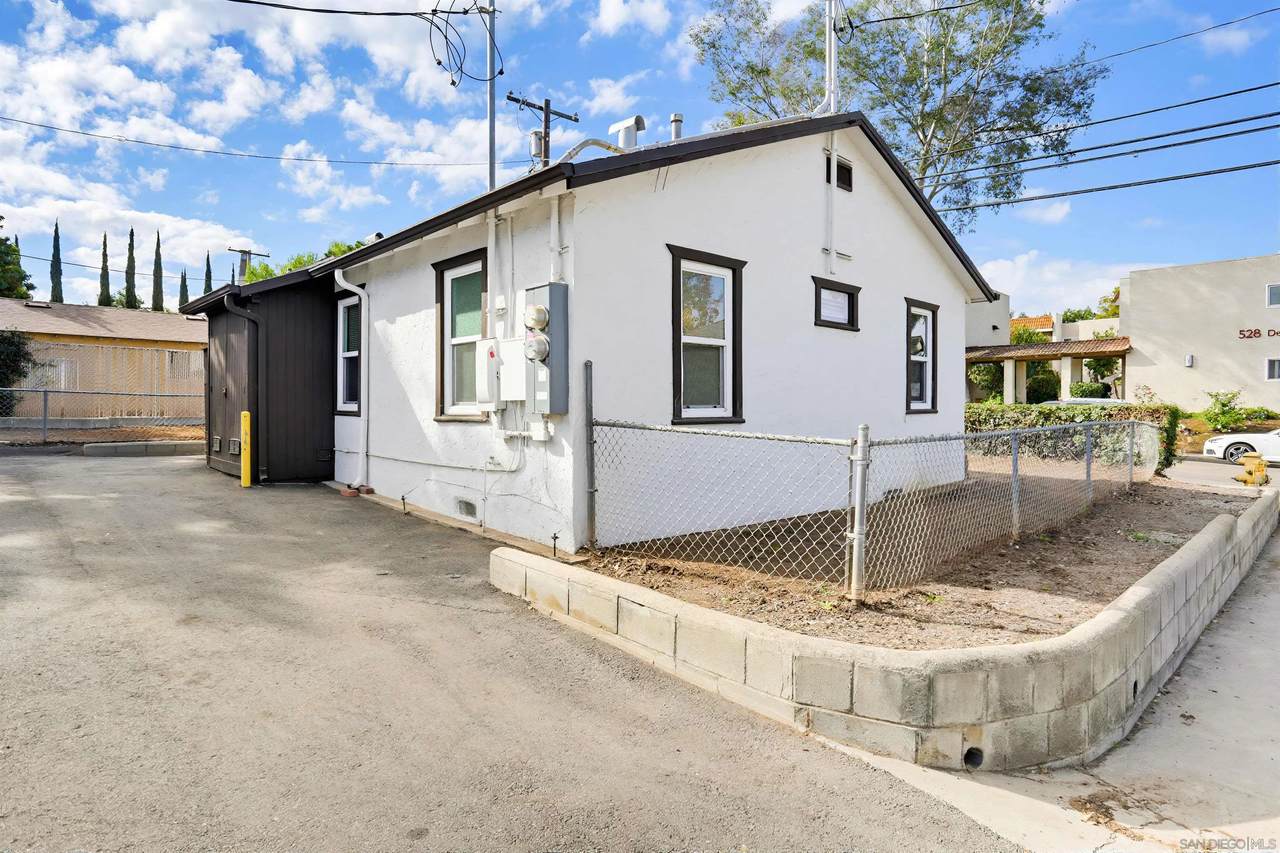 537 Deluz Rd - Photo 1