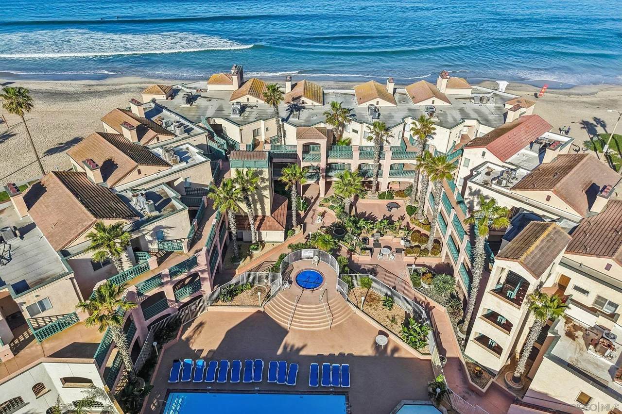 714 Seacoast Dr - Photo 1