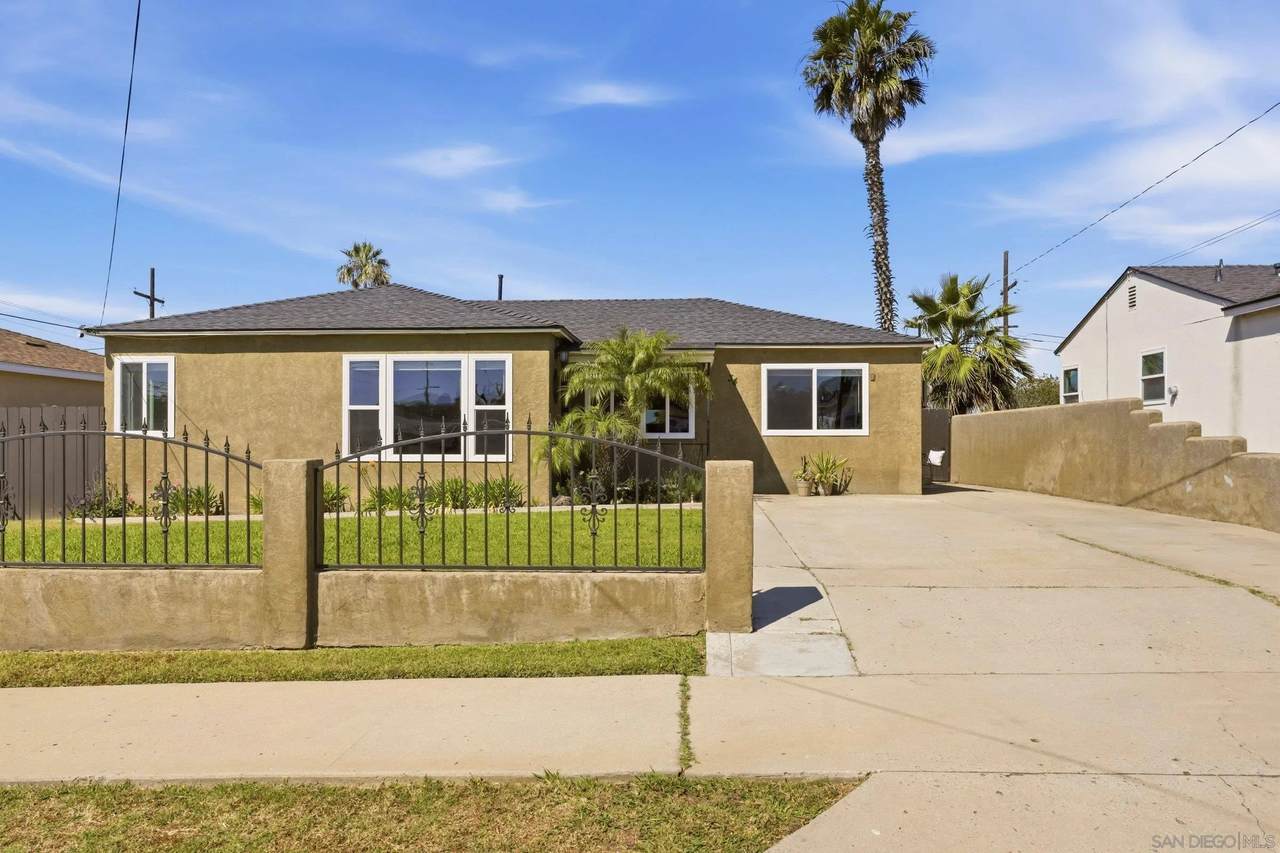 34 Clairmont - Photo 1