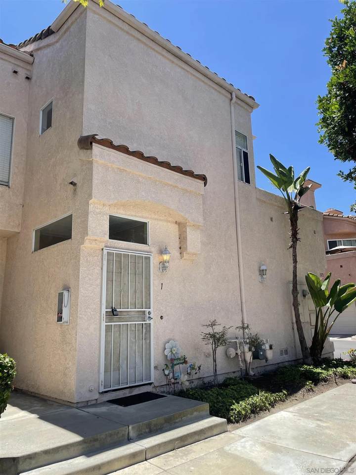 1373 Serena Circle - Photo 1