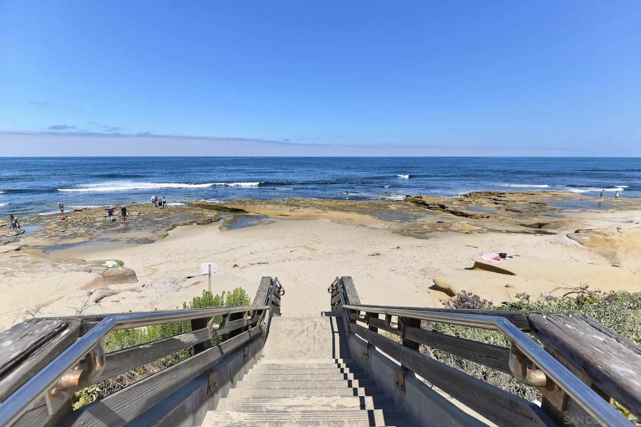 220 Coast Blvd - Photo 1