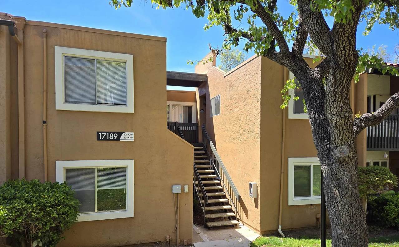 17189 Bernardo Dr - Photo 1