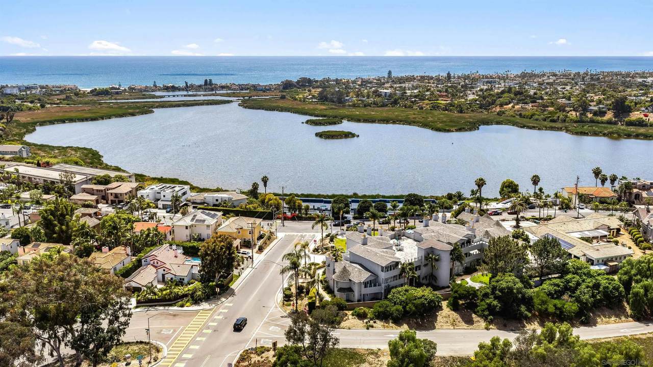 1128 Las Flores - Photo 1