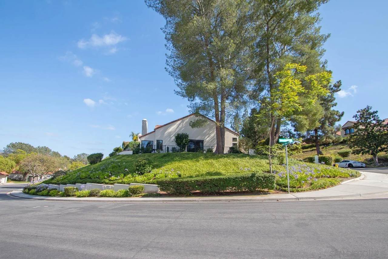 https://bt-photos.global.ssl.fastly.net/sandiego/1280_boomver_1_260016146-1.jpg